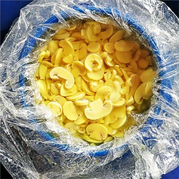 چگونه قارچ کنسرو شده را در سالادها بگنجانیم؟